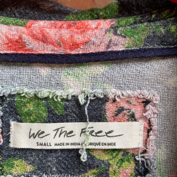 Free people light green with multi floral button down blouse top small - Picture 8 of 8